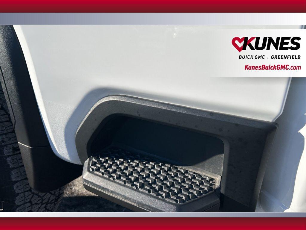 used 2025 GMC Sierra 2500 car, priced at $71,399