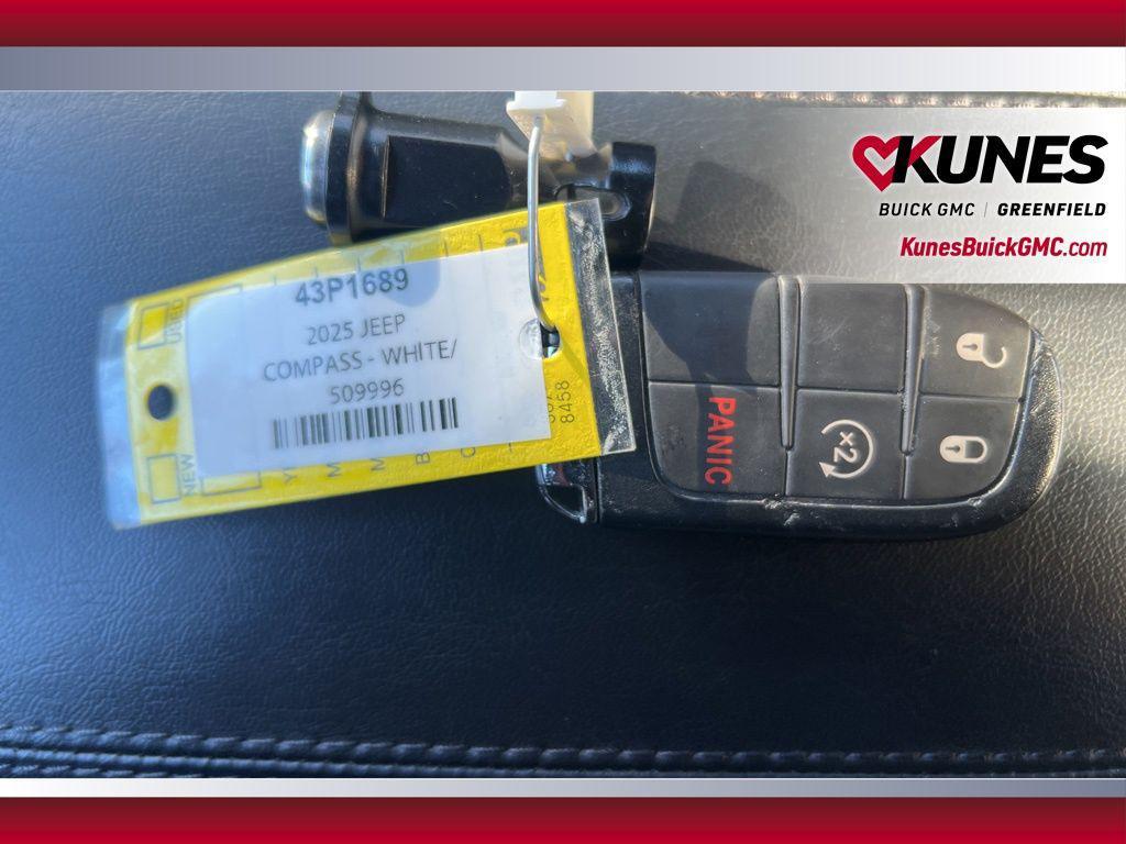 used 2025 Jeep Compass car