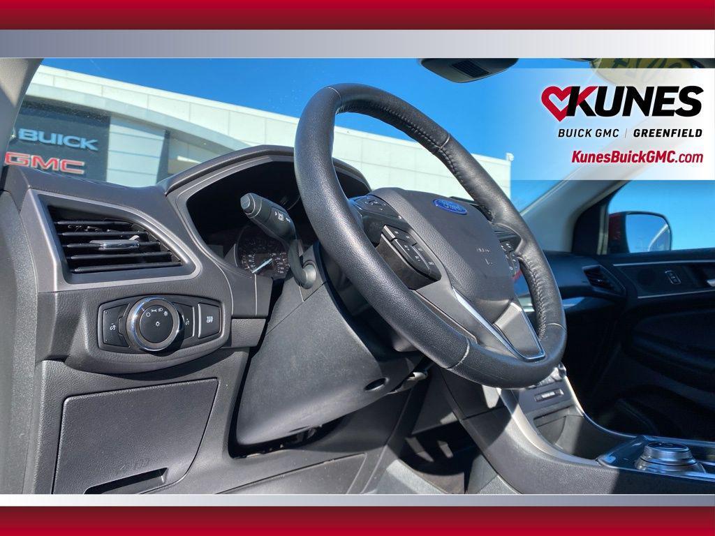 used 2024 Ford Edge car, priced at $21,499