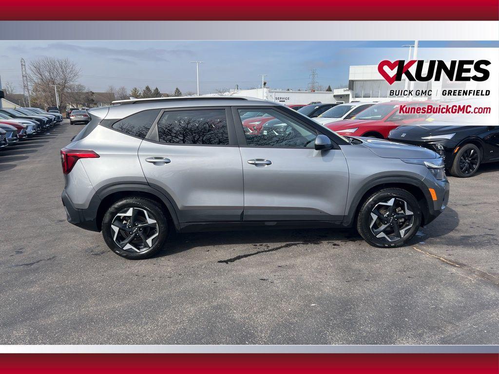 used 2025 Kia Seltos car, priced at $20,599
