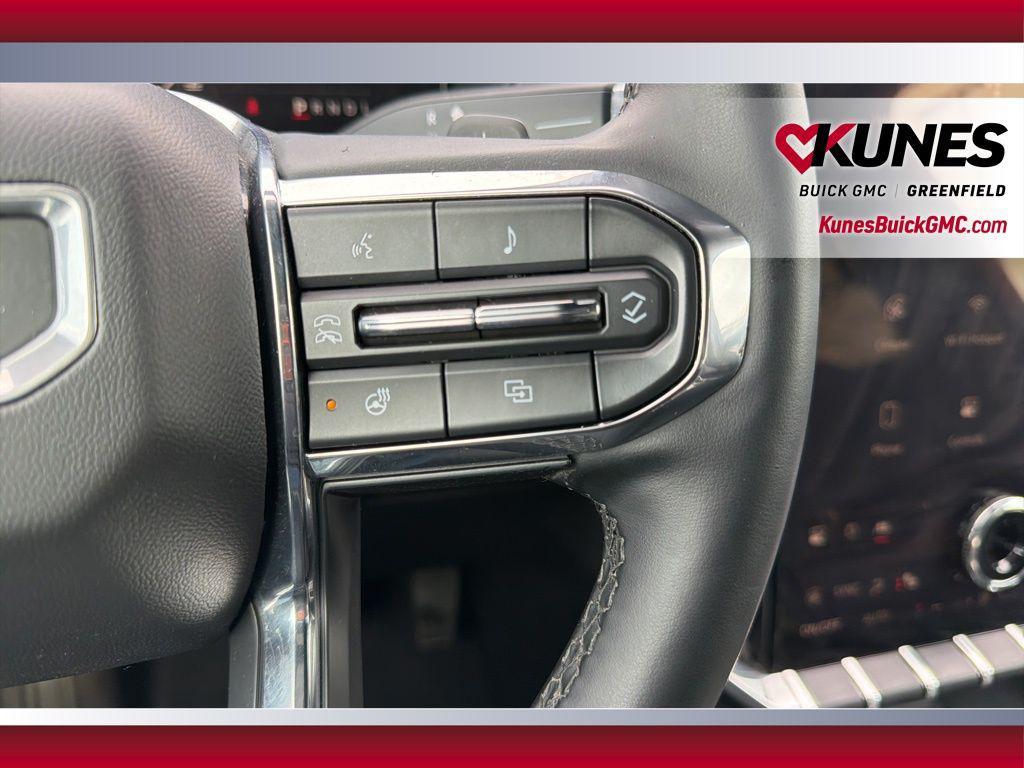 used 2024 GMC Acadia car, priced at $29,997