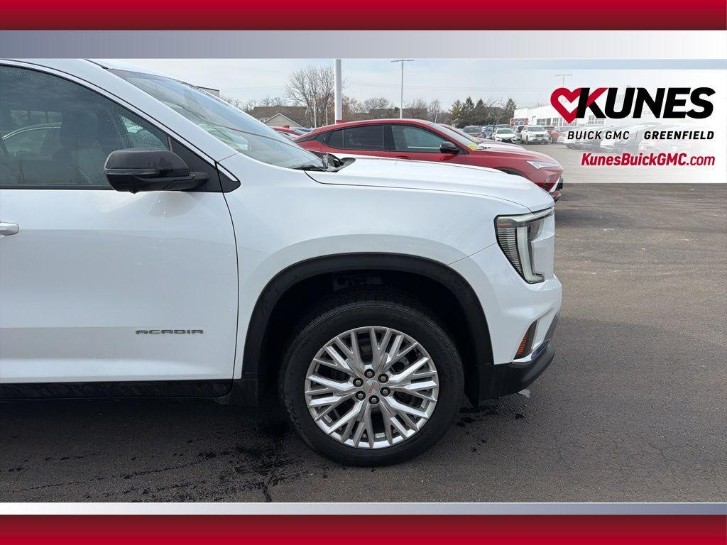 used 2024 GMC Acadia car, priced at $29,997
