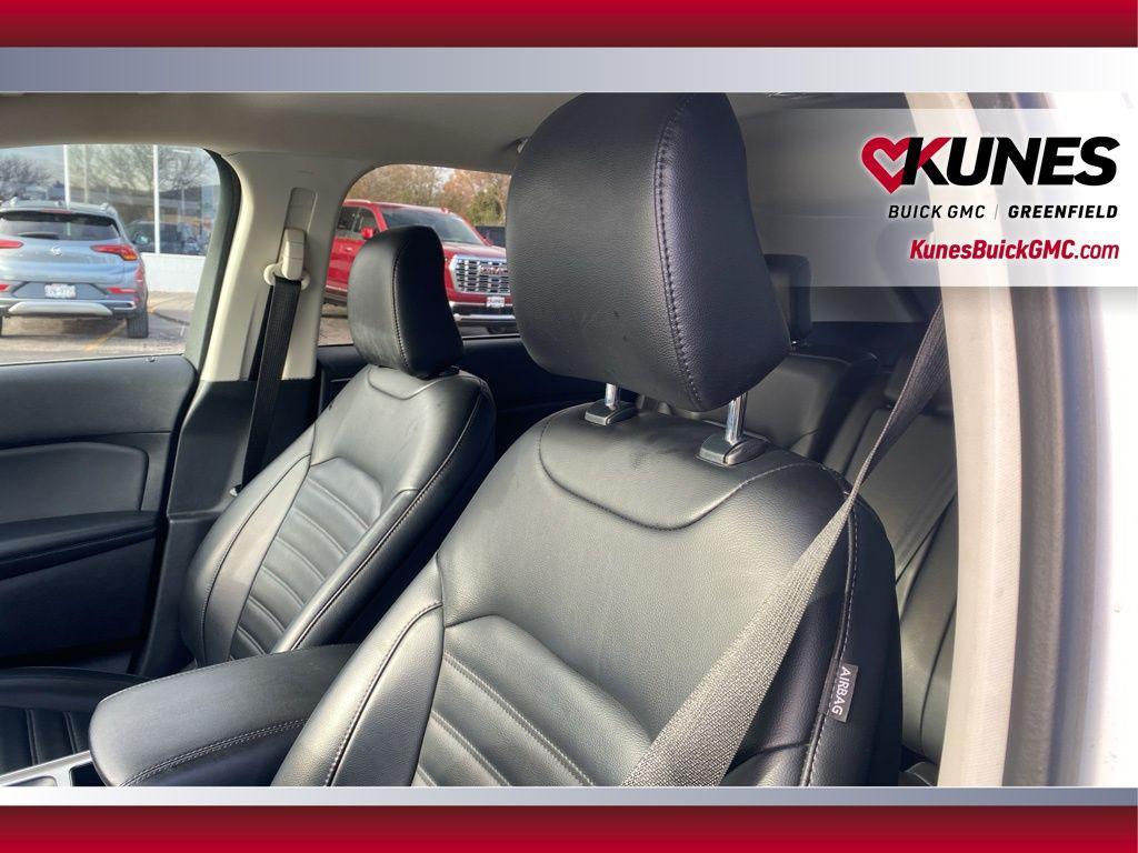 used 2024 Ford Edge car, priced at $23,995