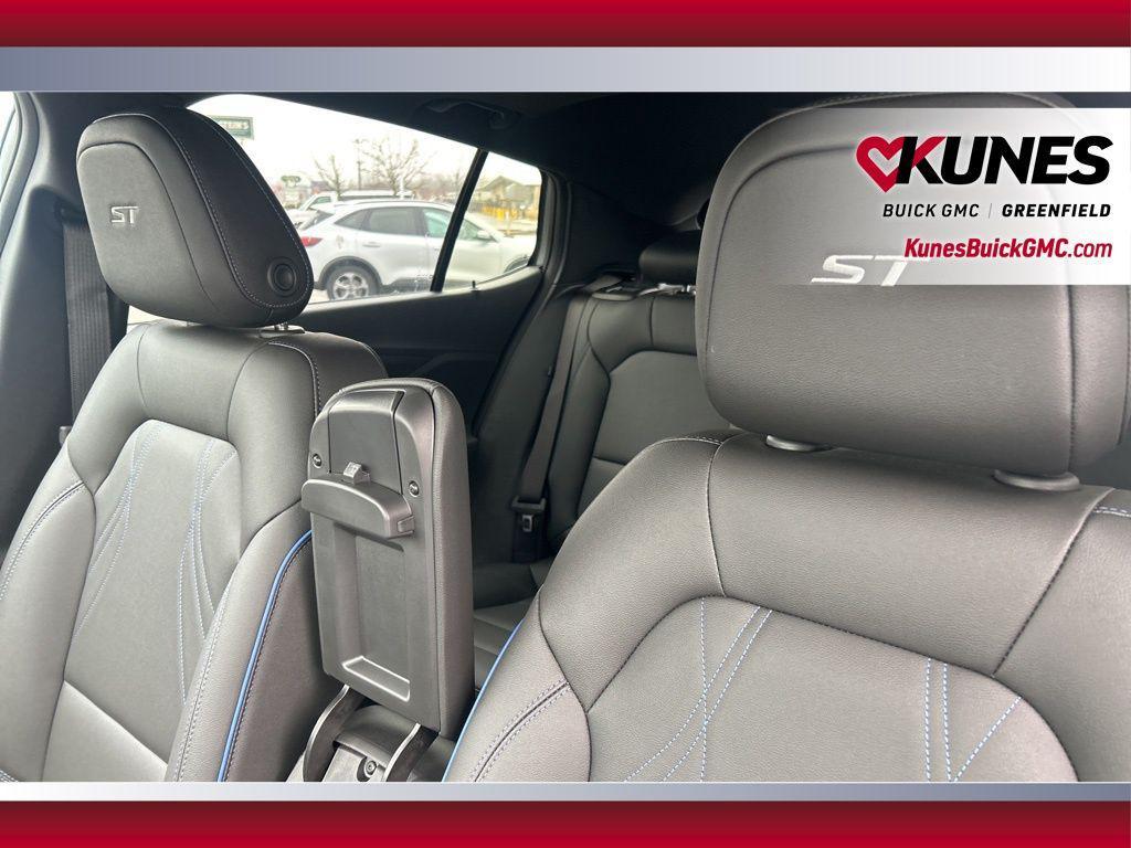 new 2026 Buick Envista car, priced at $30,263