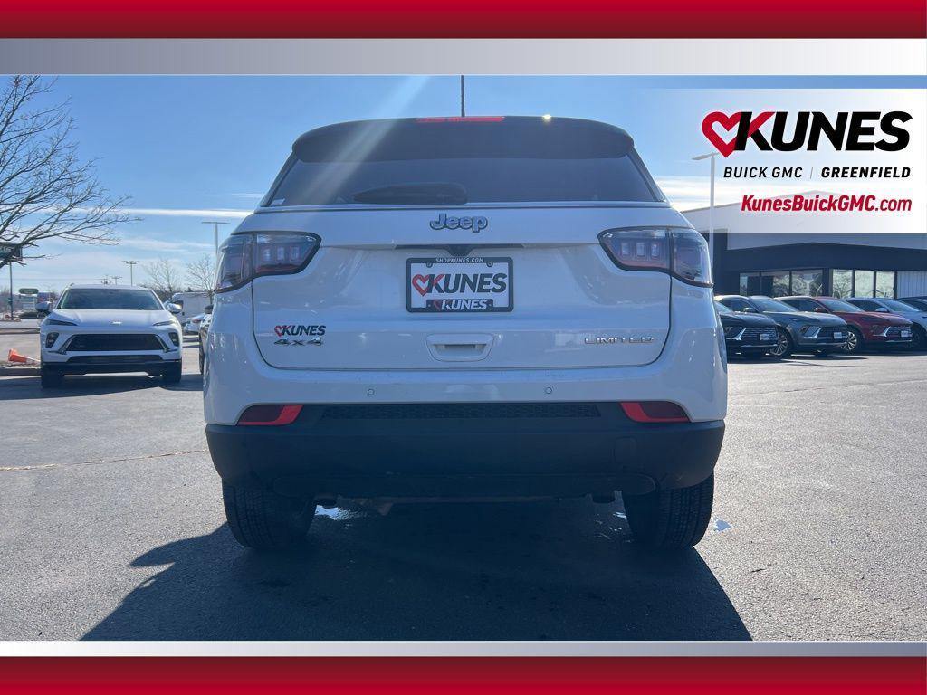 used 2025 Jeep Compass car