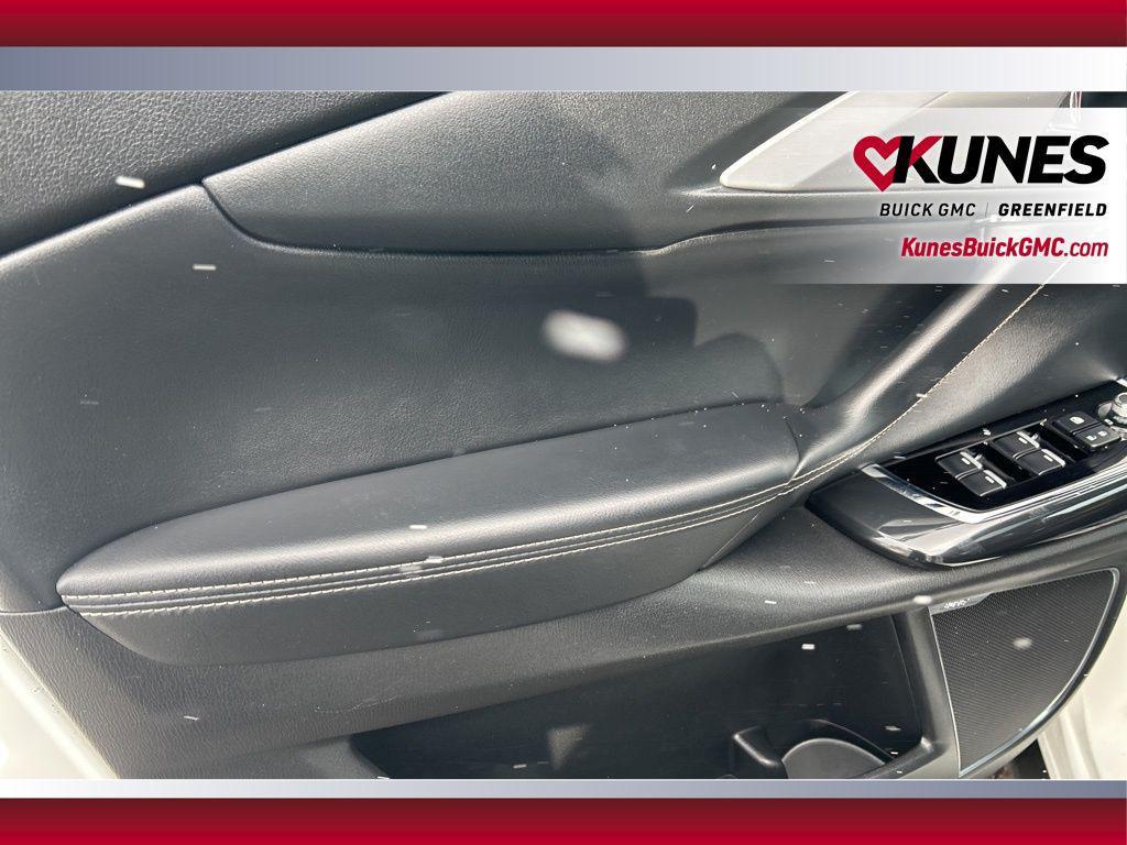used 2023 Mazda CX-9 car, priced at $28,995