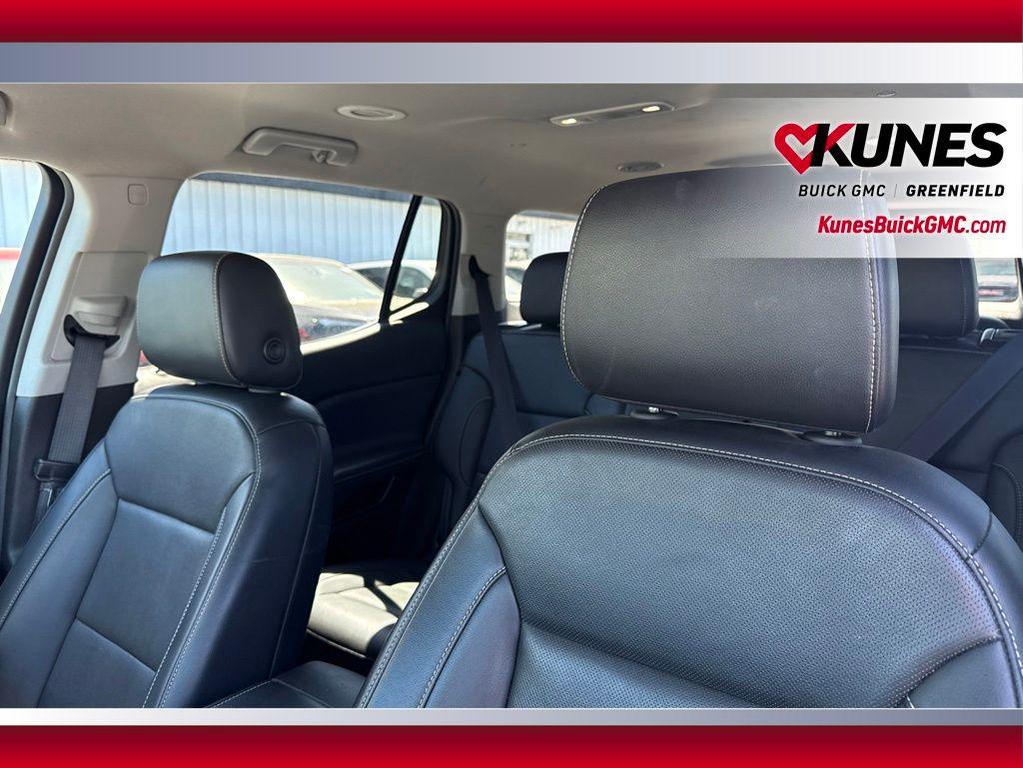 used 2023 GMC Acadia car, priced at $25,936