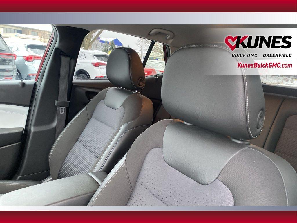 used 2025 Chevrolet Trax car, priced at $18,995