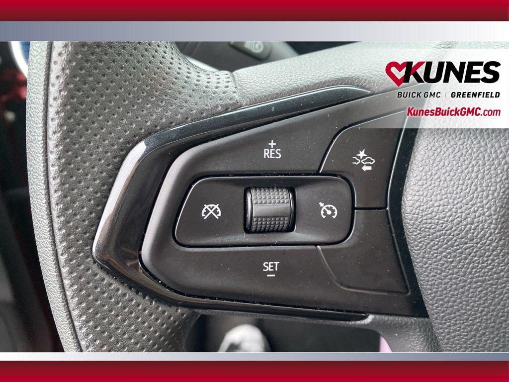 used 2025 Chevrolet Trax car, priced at $18,995