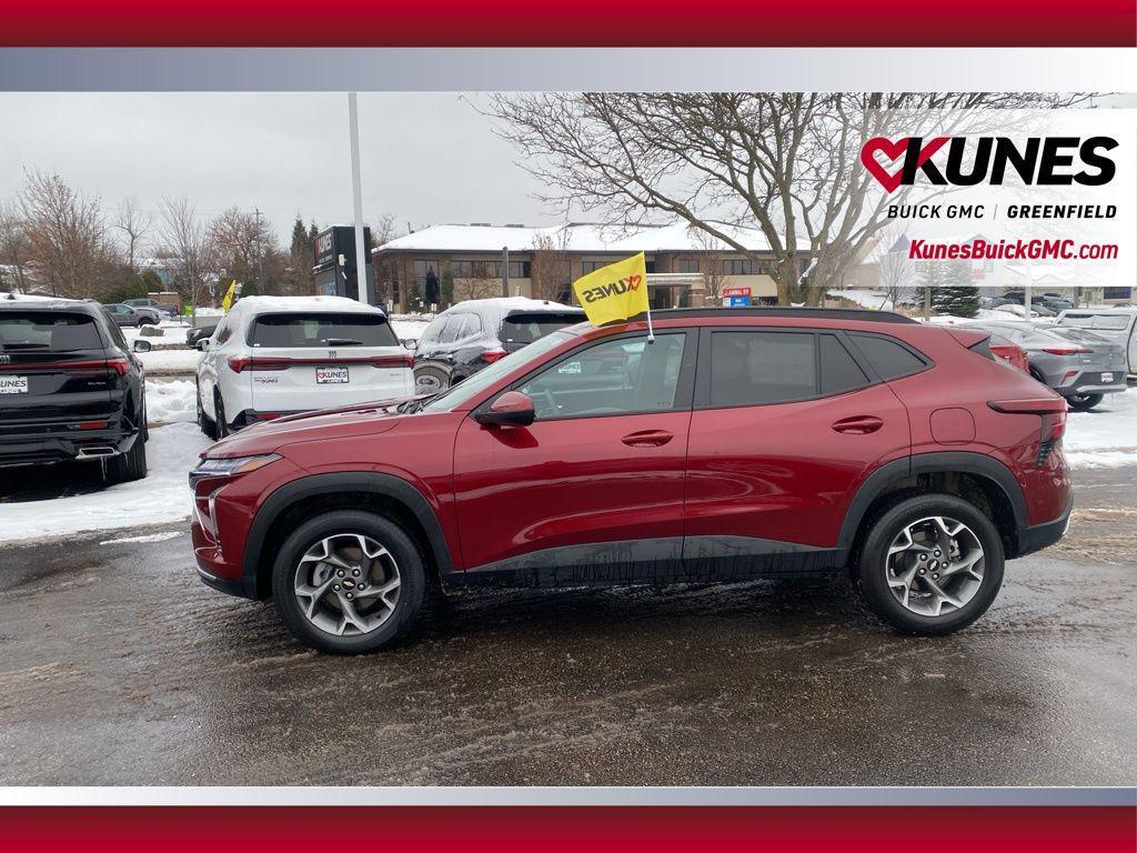 used 2025 Chevrolet Trax car, priced at $18,995