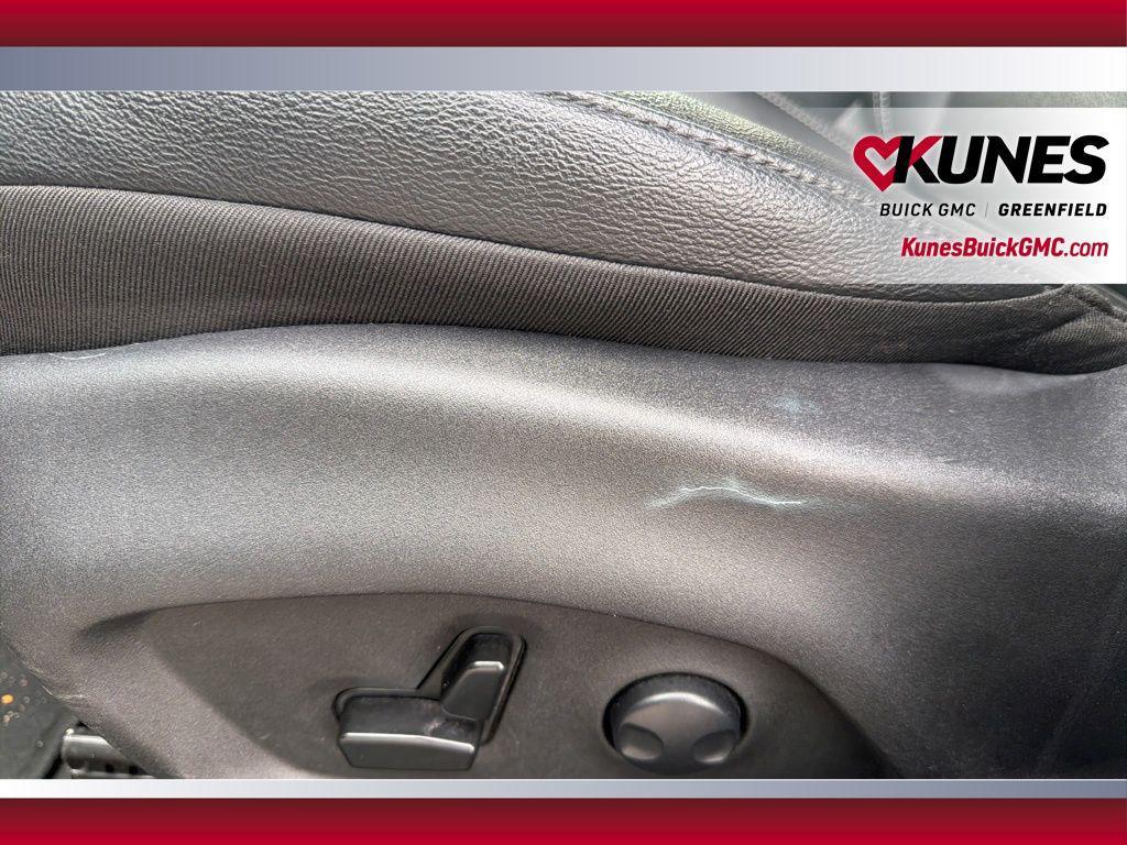 used 2025 Jeep Compass car, priced at $24,399