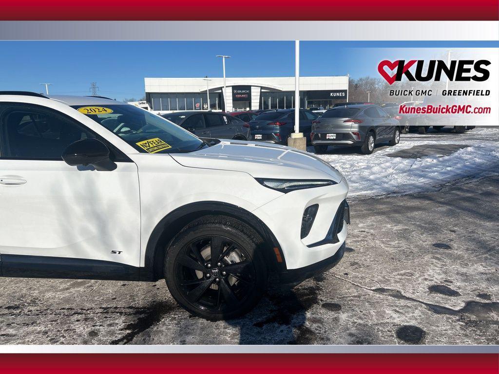 used 2024 Buick Envision car, priced at $29,799