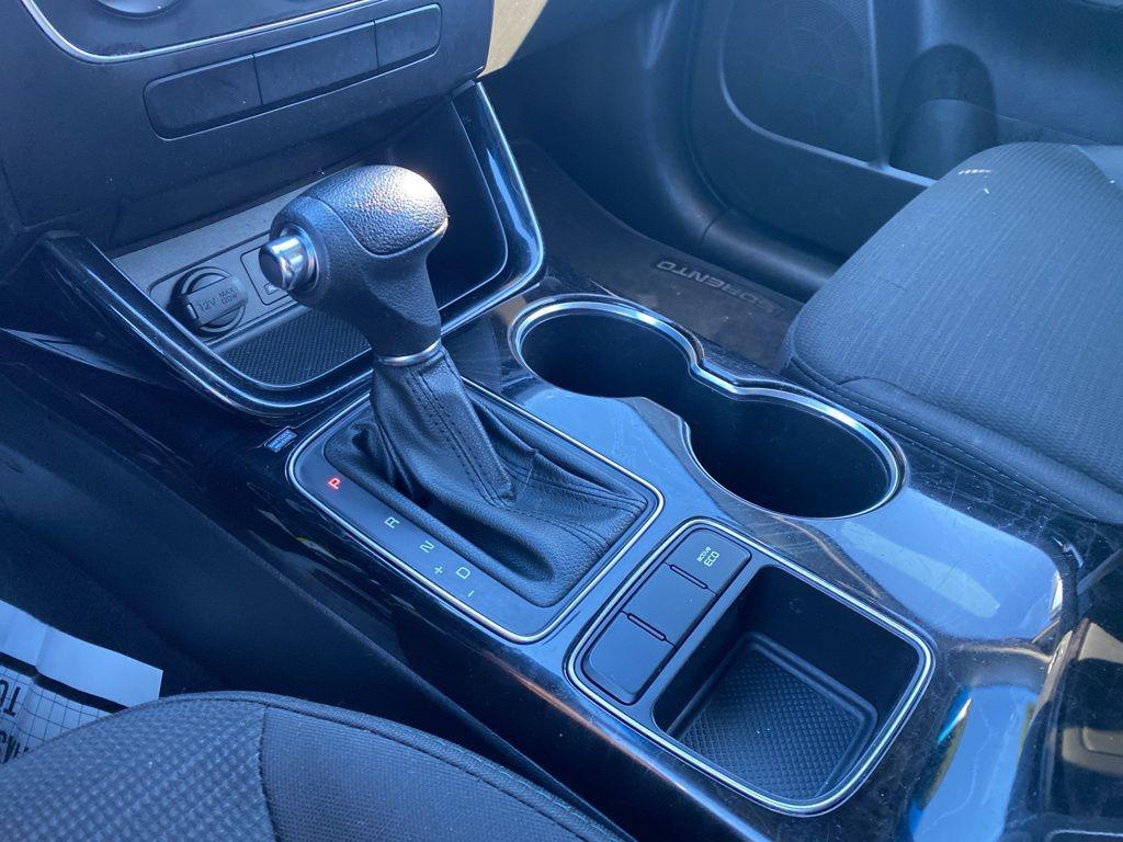 used 2015 Kia Sorento car, priced at $9,000