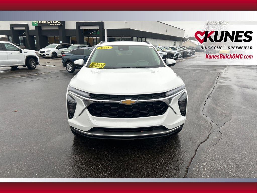 used 2025 Chevrolet Trax car, priced at $19,799