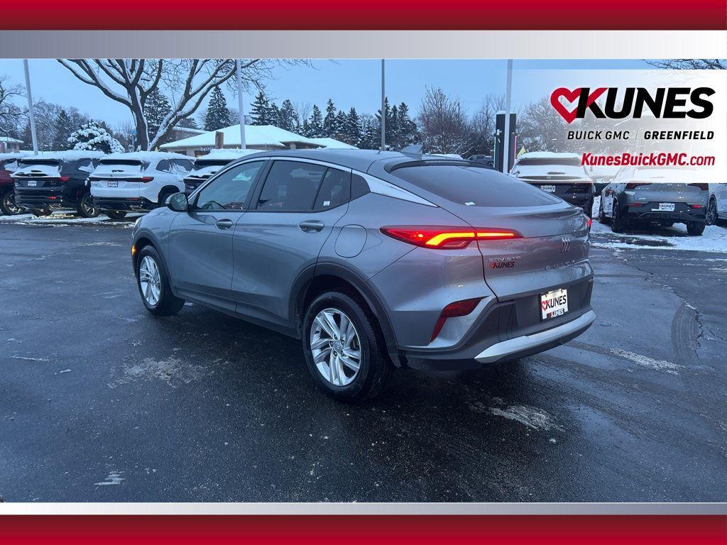 used 2025 Buick Envista car, priced at $22,222