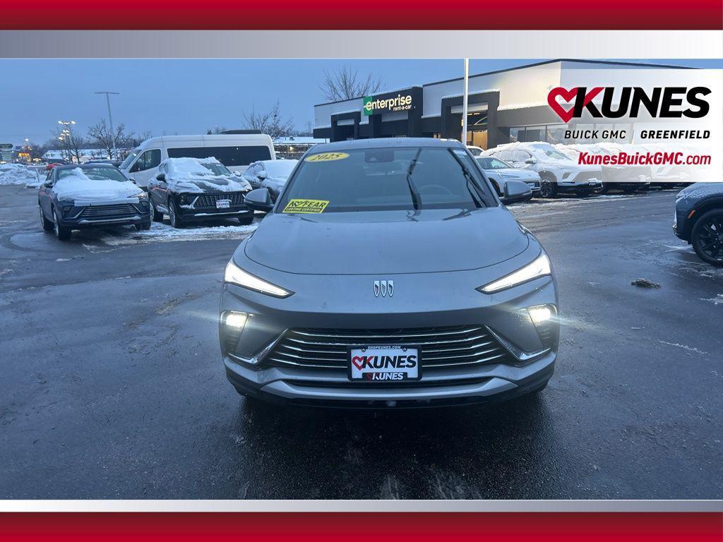 used 2025 Buick Envista car, priced at $22,222