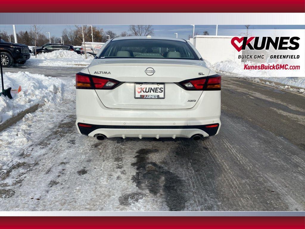 used 2024 Nissan Altima car, priced at $25,499