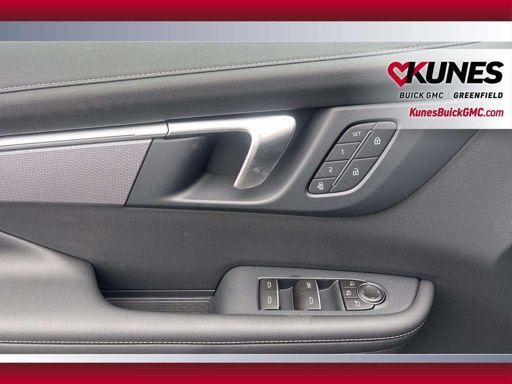 new 2026 Buick Enclave car, priced at $53,402