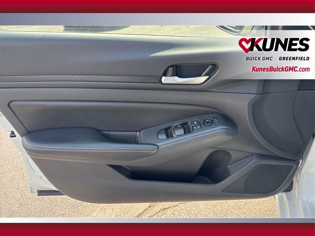 used 2024 Nissan Altima car, priced at $18,399