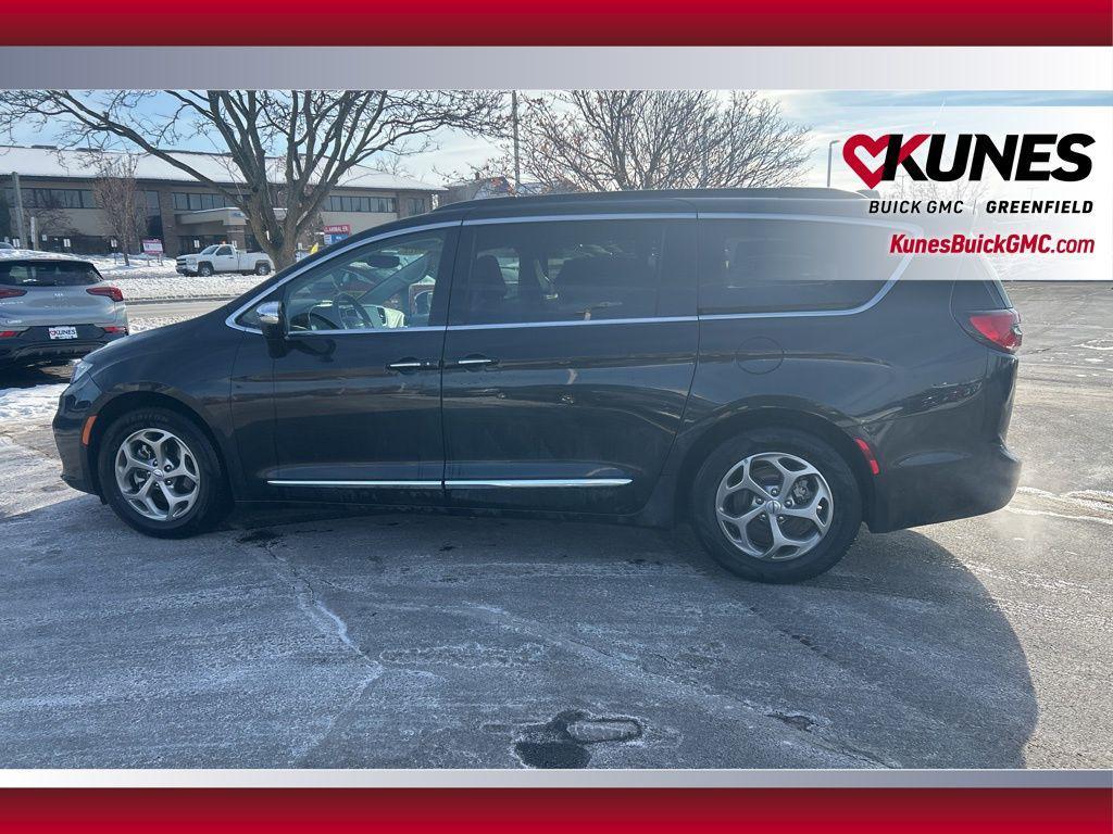 used 2022 Chrysler Pacifica car, priced at $25,399