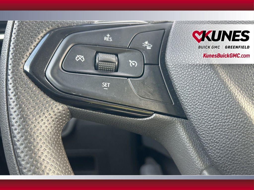 used 2025 Chevrolet TrailBlazer car, priced at $22,919