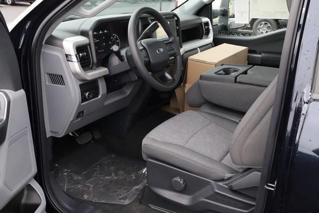 new 2025 Ford F-350 car, priced at $51,999