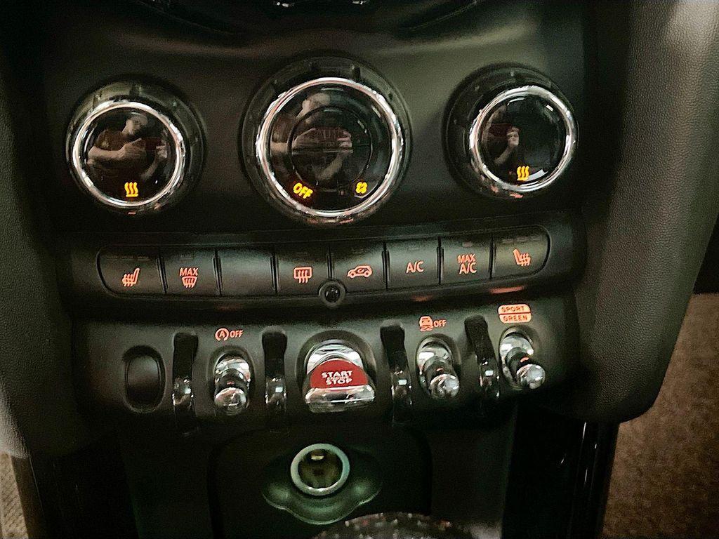 used 2022 MINI Hardtop car, priced at $19,200