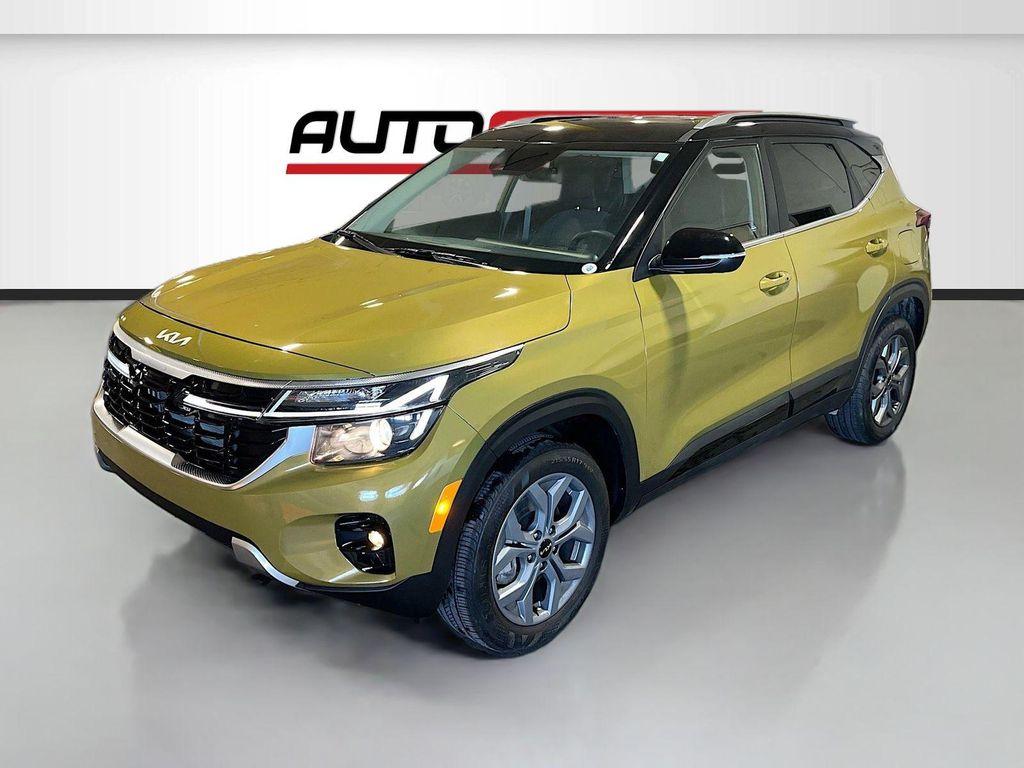 used 2024 Kia Seltos car, priced at $18,800