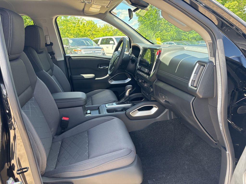 new 2026 Nissan Frontier car, priced at $39,946