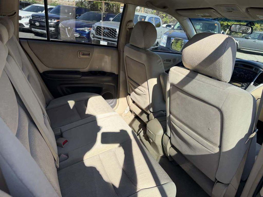 used 2003 Toyota Highlander car, priced at $5,995