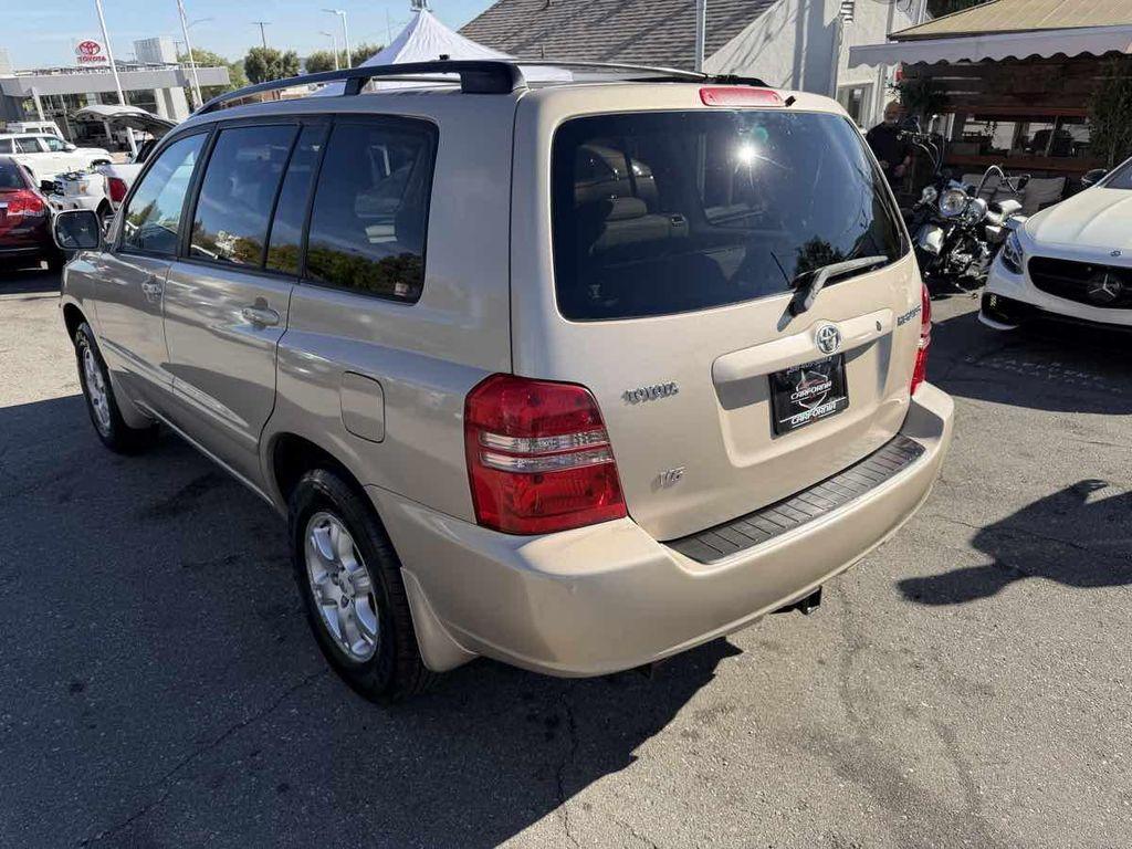 used 2003 Toyota Highlander car, priced at $5,995