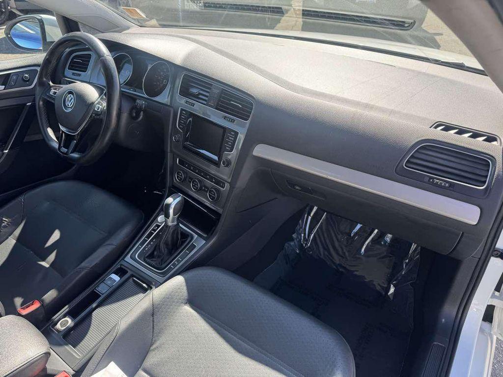 2015 Volkswagen e-Golf