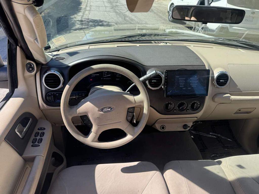 used 2003 Ford Expedition car, priced at $6,995