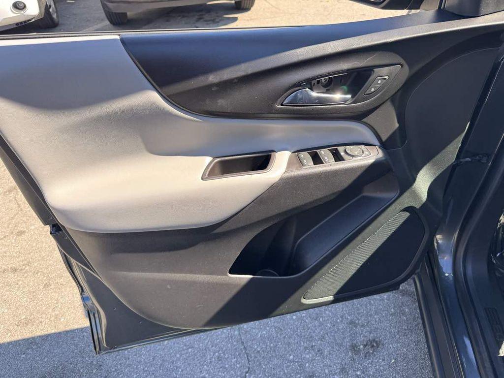 used 2021 Chevrolet Equinox car, priced at $13,995