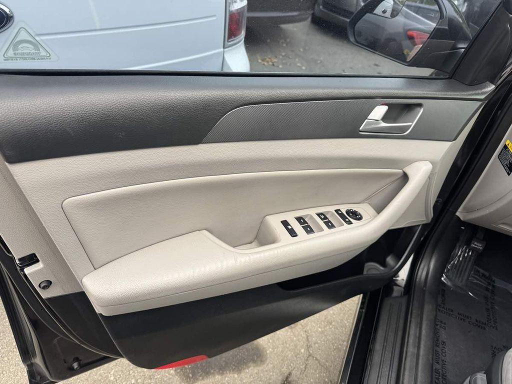 used 2016 Hyundai Sonata Hybrid car, priced at $7,995