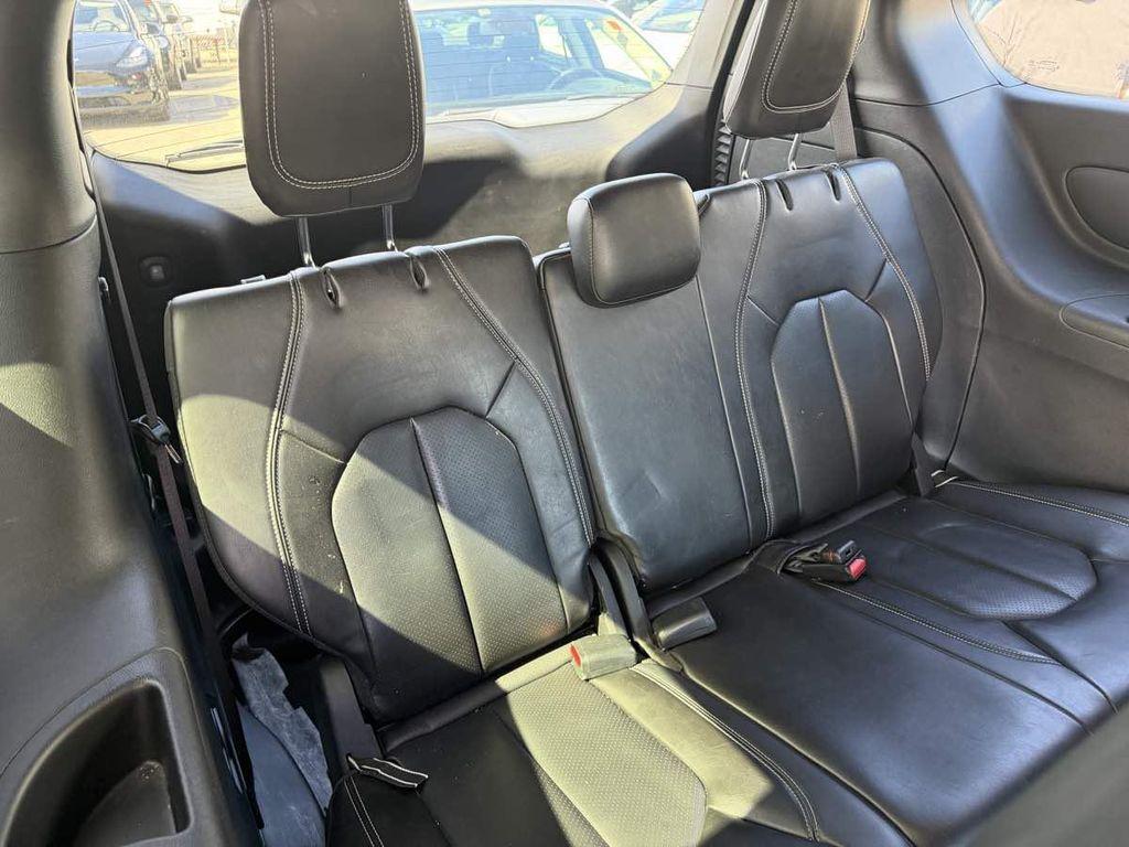 used 2023 Chrysler Pacifica Hybrid car, priced at $28,700