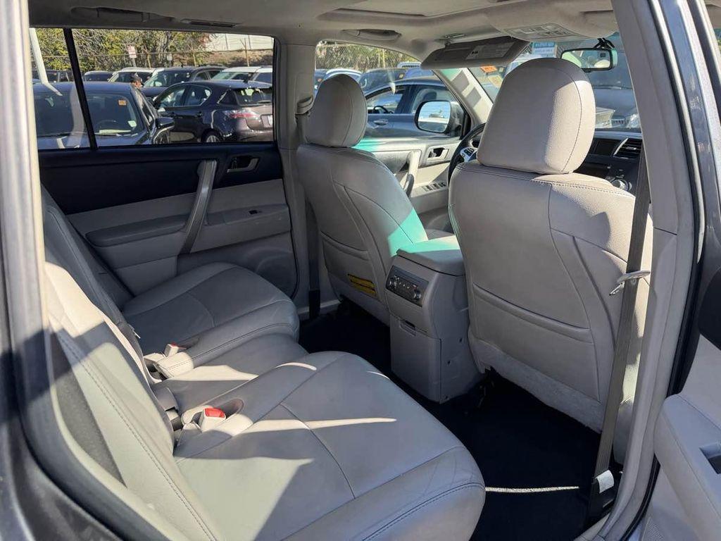 used 2012 Toyota Highlander car, priced at $10,995