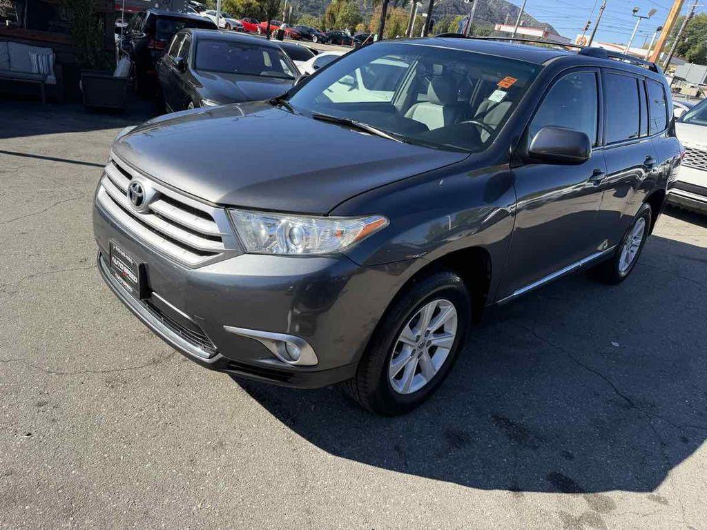 used 2012 Toyota Highlander car, priced at $10,995