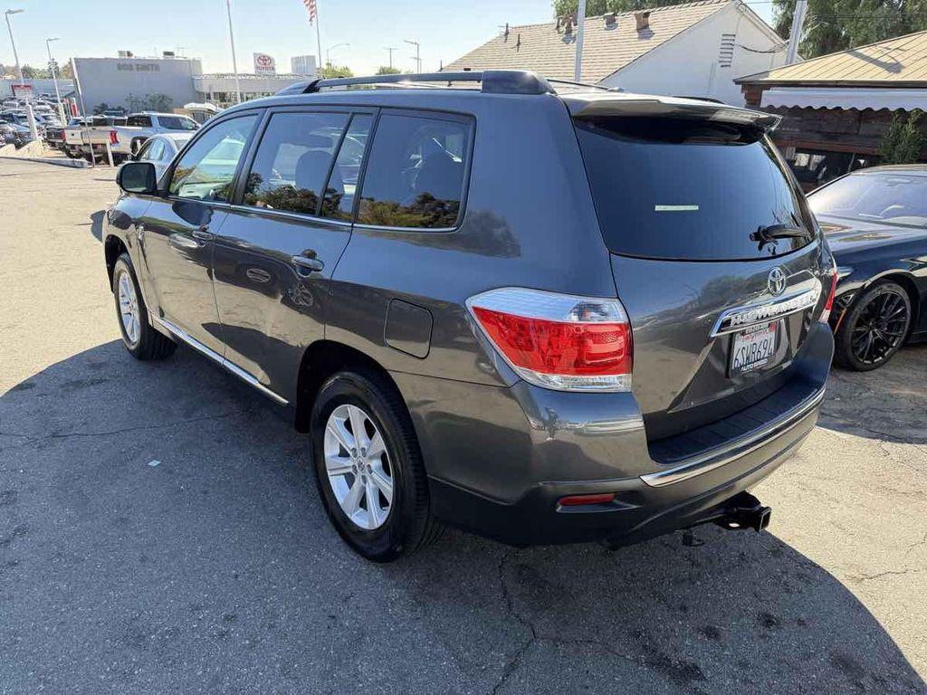 used 2012 Toyota Highlander car, priced at $10,995