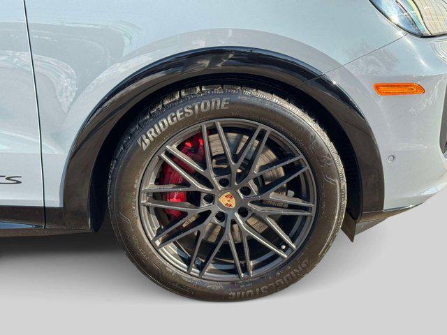 used 2025 Porsche Cayenne car, priced at $135,998