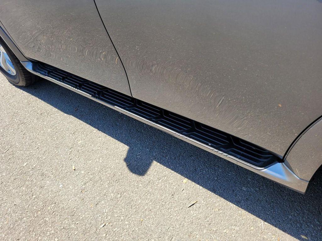 2017 Graphite Shadow INFINITI QX80