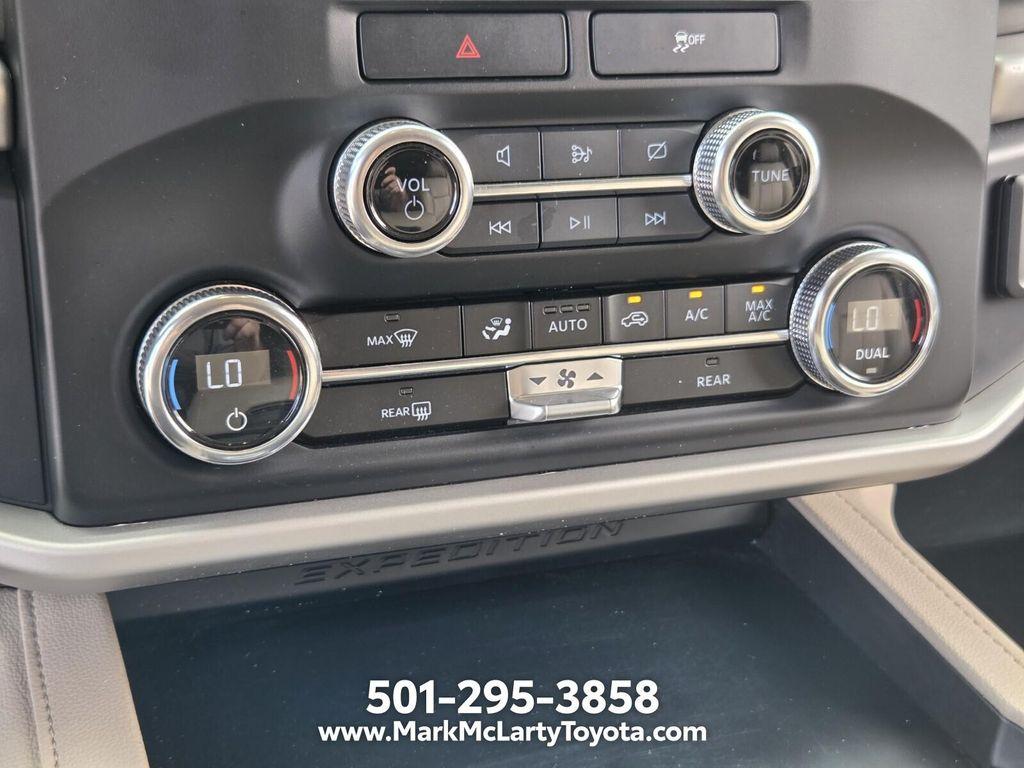 used 2023 Ford Expedition car, priced at $37,628