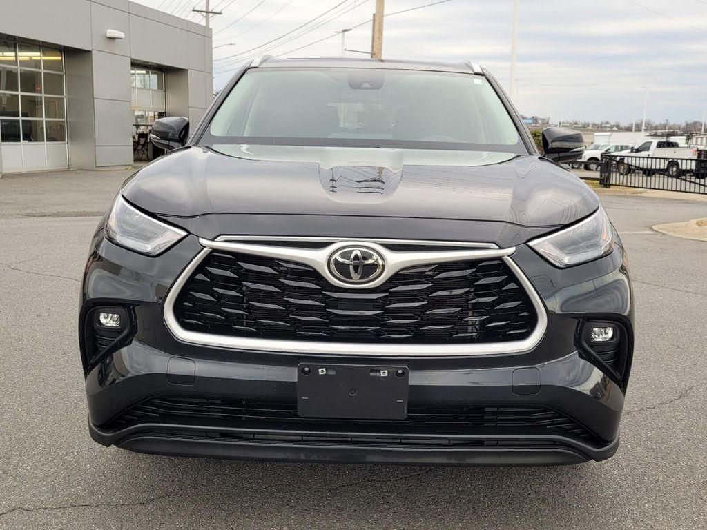 used 2024 Toyota Highlander car, priced at $36,264