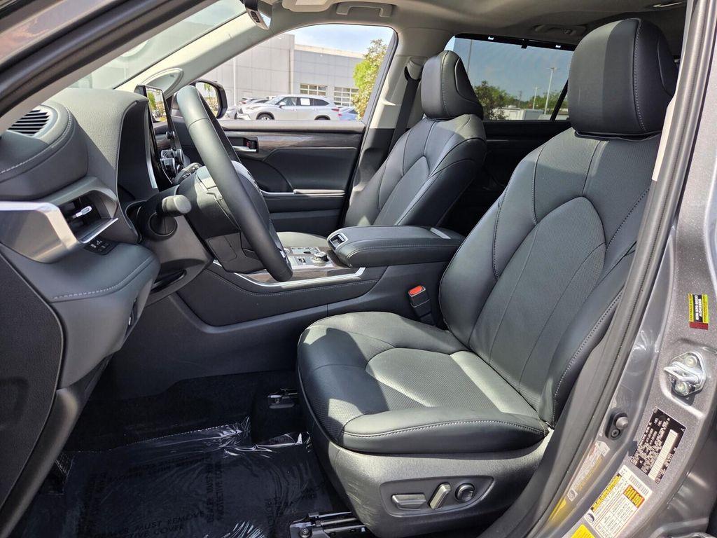 used 2026 Toyota Highlander car, priced at $52,154