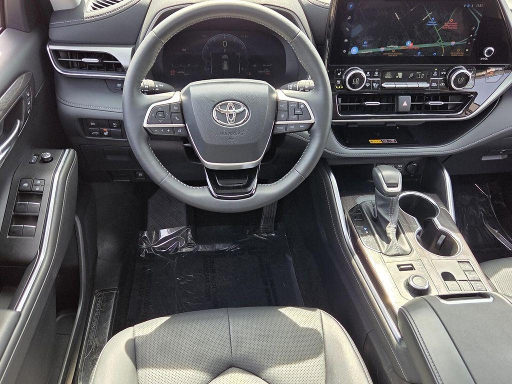 used 2026 Toyota Highlander car, priced at $52,154