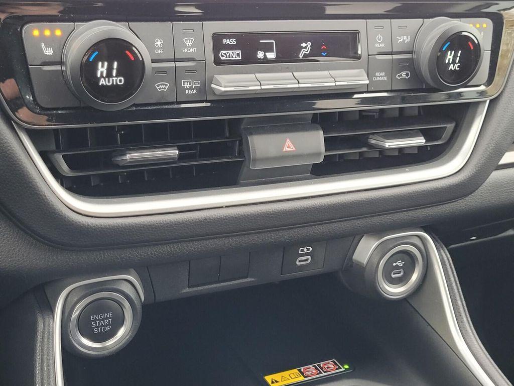 used 2025 Toyota Grand Highlander car, priced at $41,173