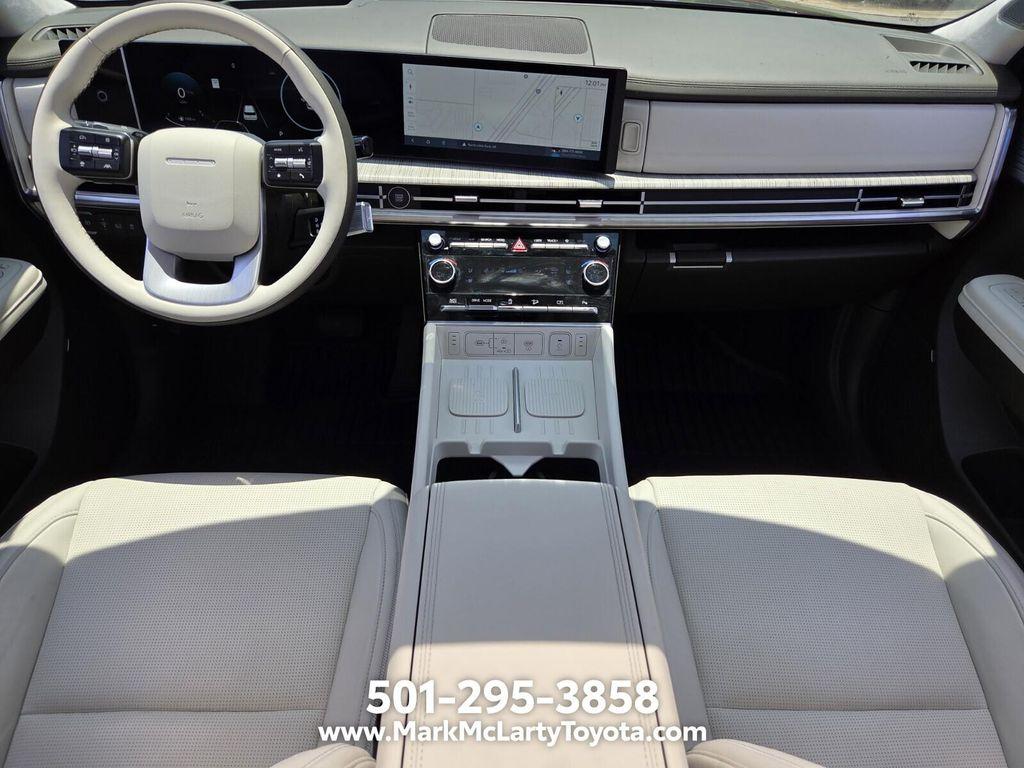 used 2025 Hyundai Santa Fe car, priced at $38,605
