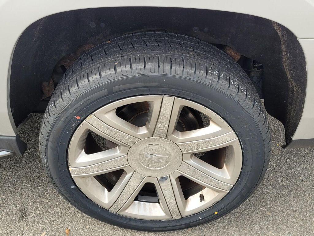 used 2019 Cadillac Escalade ESV car, priced at $23,985