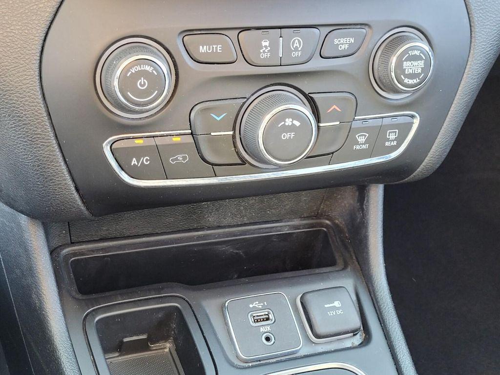 used 2019 Jeep Cherokee car, priced at $16,209