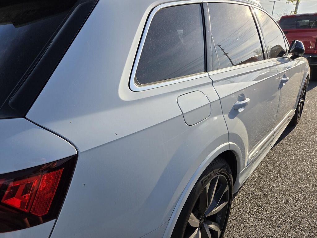 used 2022 Audi SQ7 car, priced at $55,488